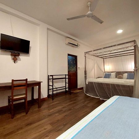 Sweden Inn Guesthouse Hikkaduwa Εξωτερικό φωτογραφία