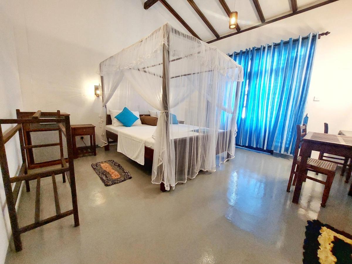 Sweden Inn Guesthouse Hikkaduwa Εξωτερικό φωτογραφία