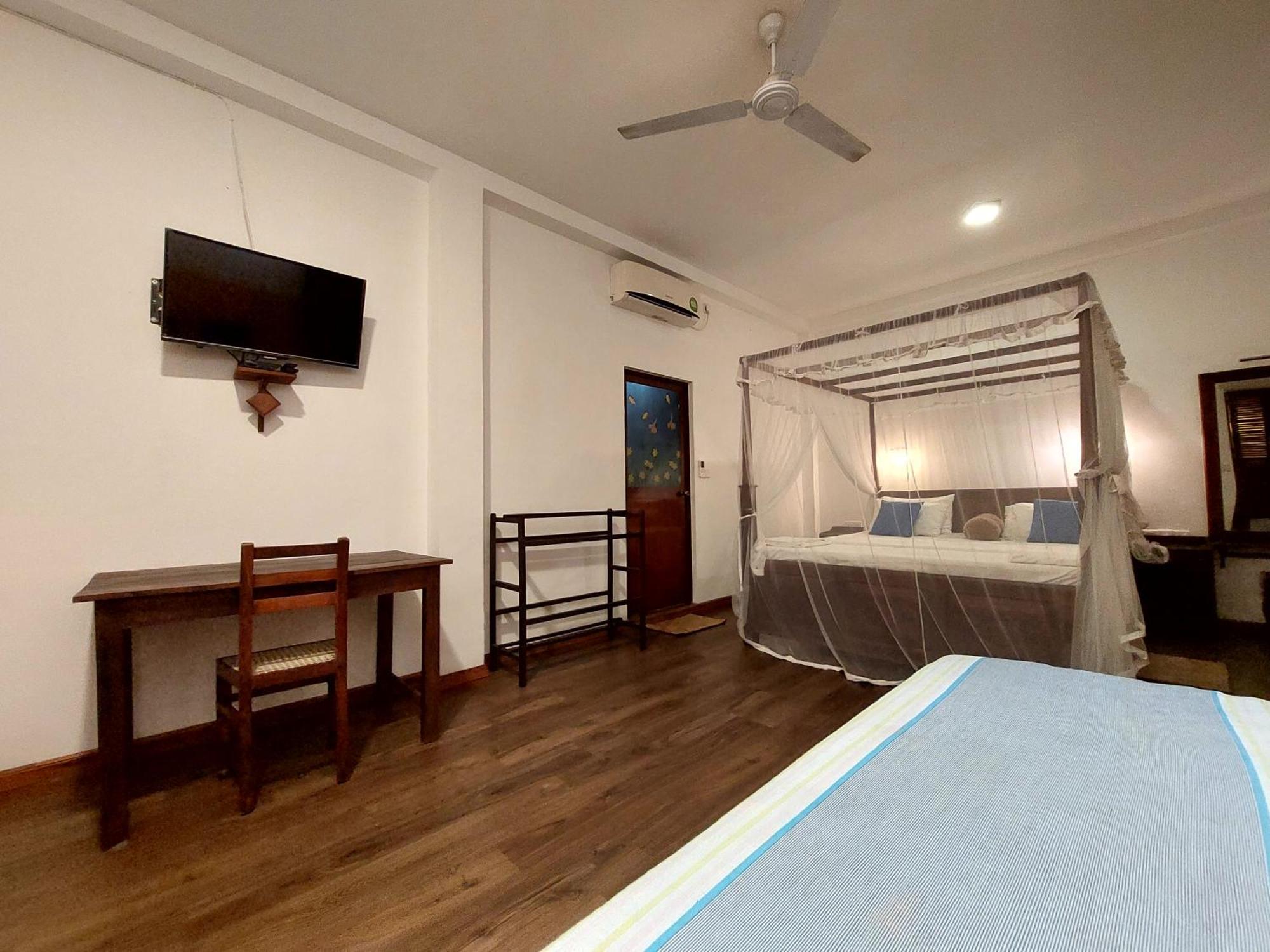 Sweden Inn Guesthouse Hikkaduwa Εξωτερικό φωτογραφία