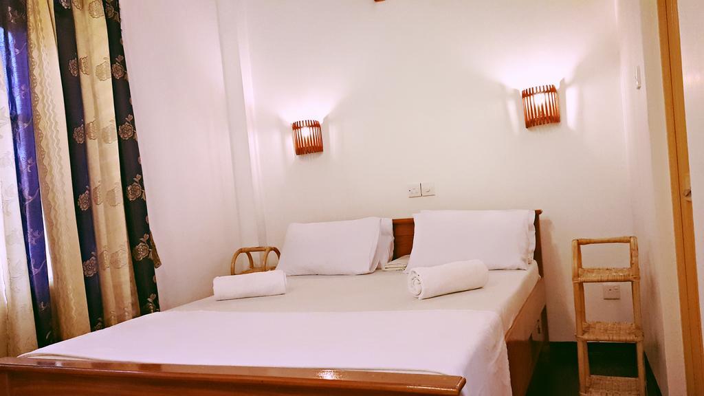 Sweden Inn Guesthouse Hikkaduwa Δωμάτιο φωτογραφία