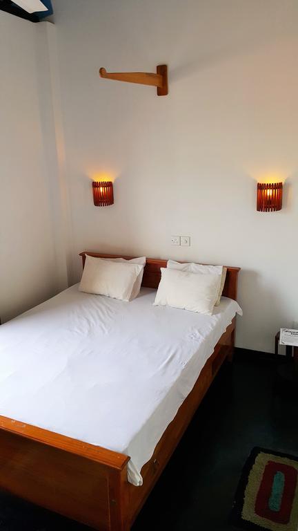 Sweden Inn Guesthouse Hikkaduwa Δωμάτιο φωτογραφία