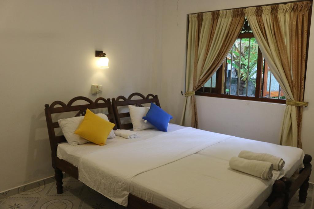Sweden Inn Guesthouse Hikkaduwa Δωμάτιο φωτογραφία