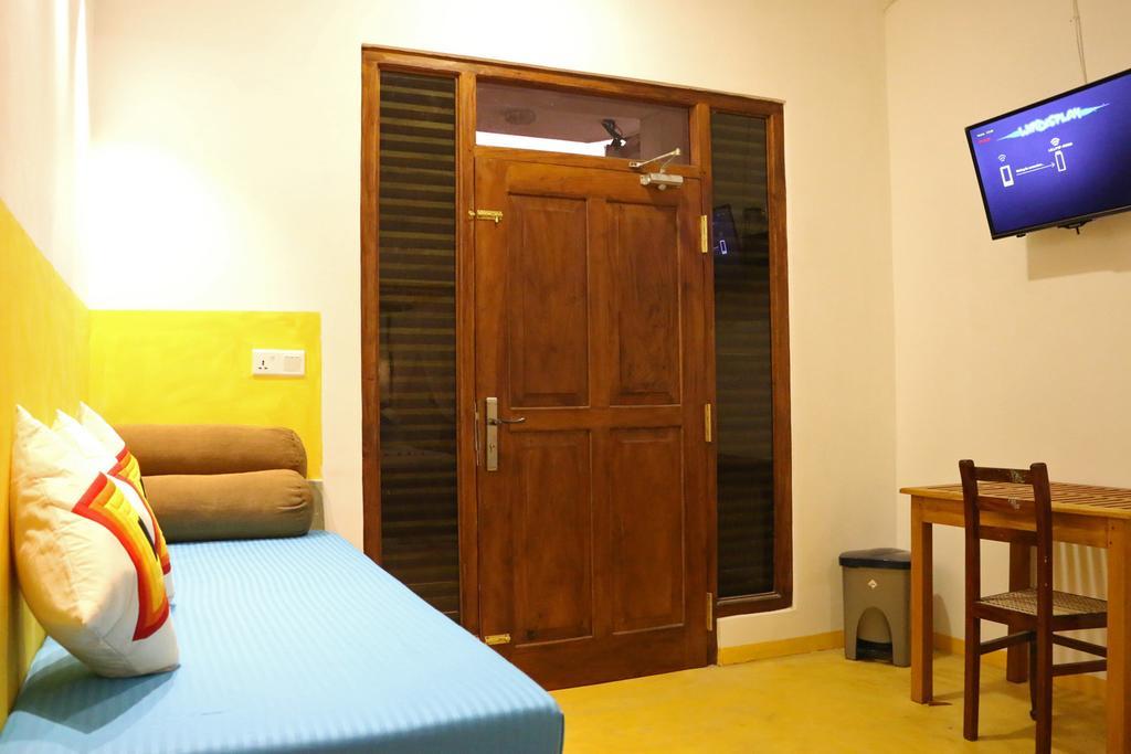 Sweden Inn Guesthouse Hikkaduwa Εξωτερικό φωτογραφία