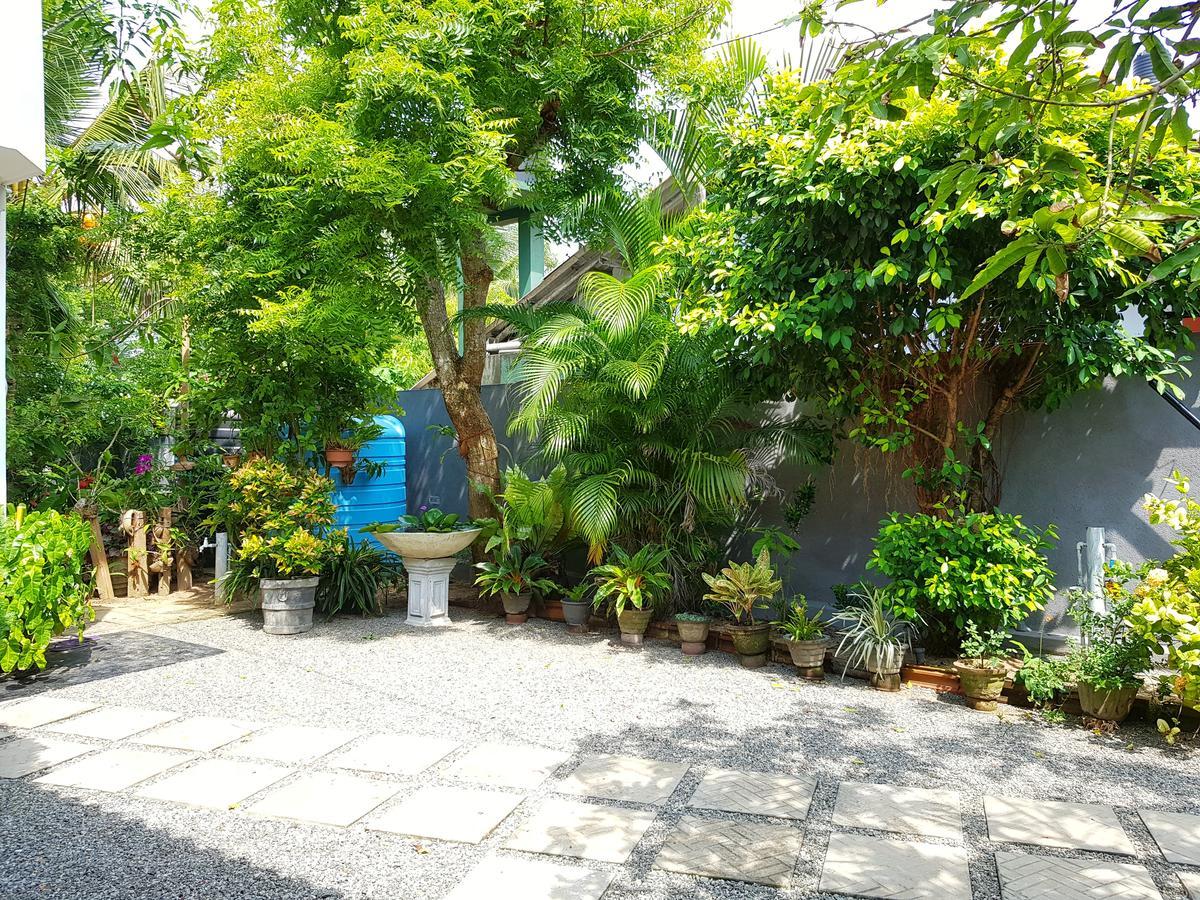 Sweden Inn Guesthouse Hikkaduwa Εξωτερικό φωτογραφία